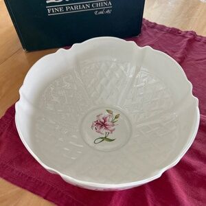 Belleek Country Trellis Pink Lily 9” Bowl